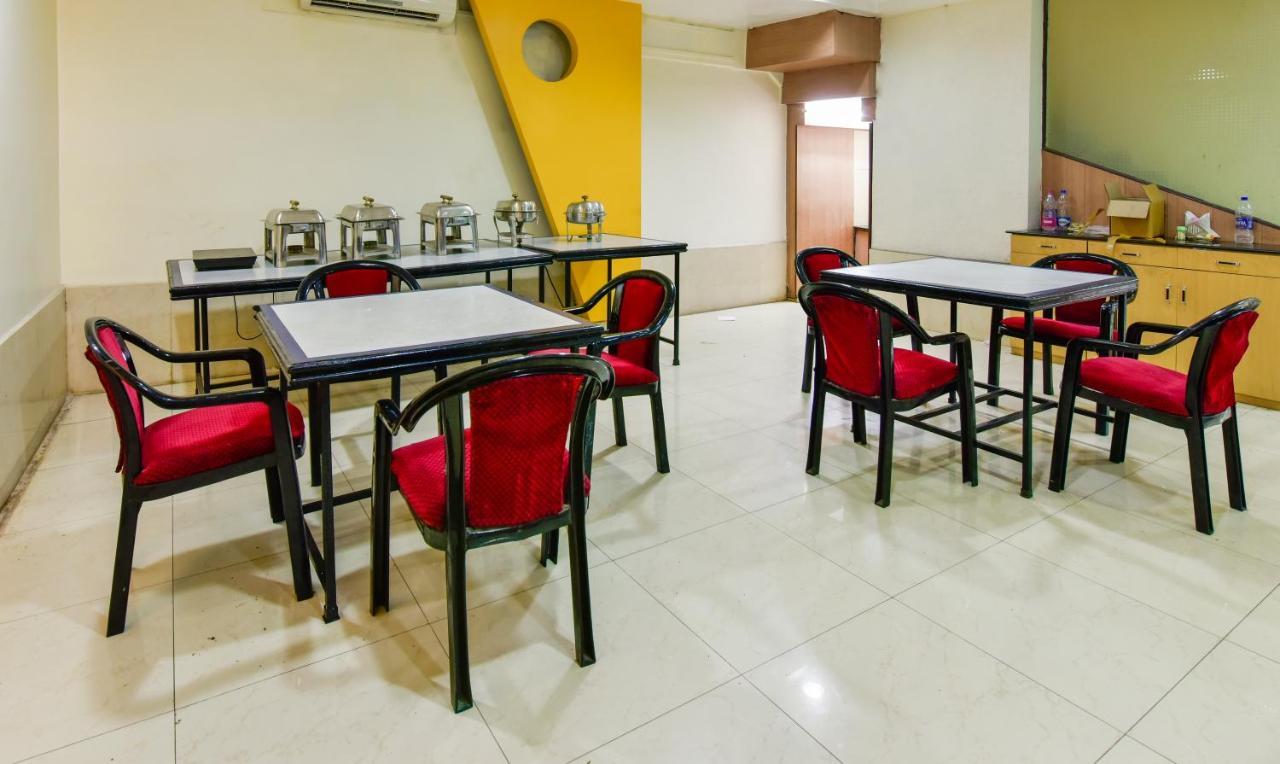 Hotel Kanishka Rāipur Exteriér fotografie