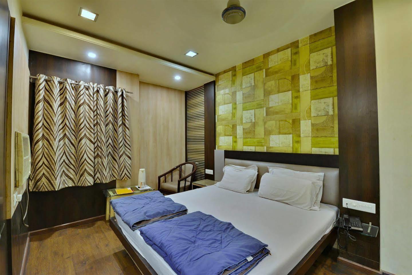 Hotel Kanishka Rāipur Exteriér fotografie