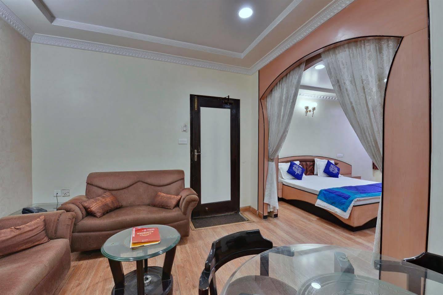 Hotel Kanishka Rāipur Exteriér fotografie