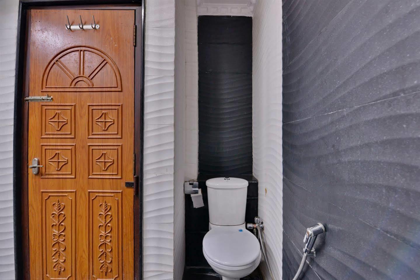 Hotel Kanishka Rāipur Exteriér fotografie